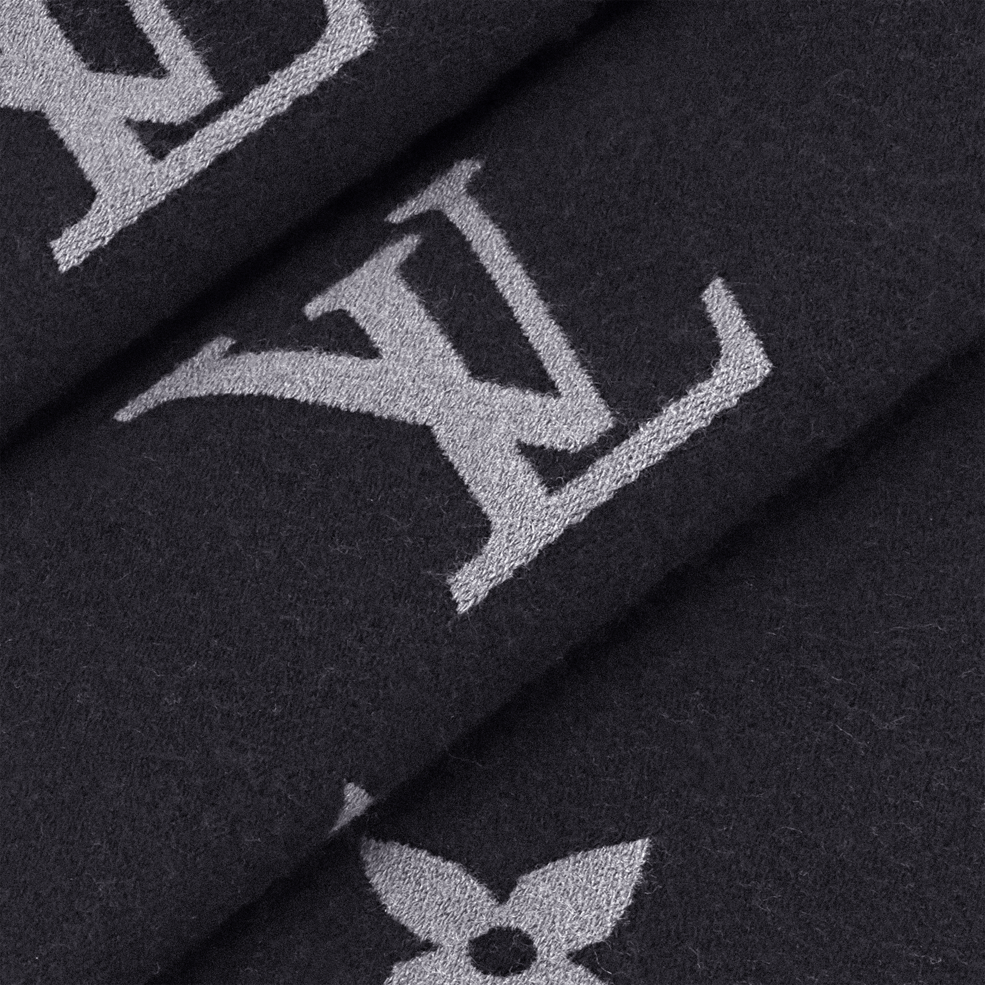 MNG Vivienne Scarf S00 - For Him M77973 | LOUIS VUITTON